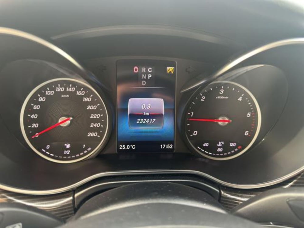 Mercedes-Benz Classe V usata a Milano (10)