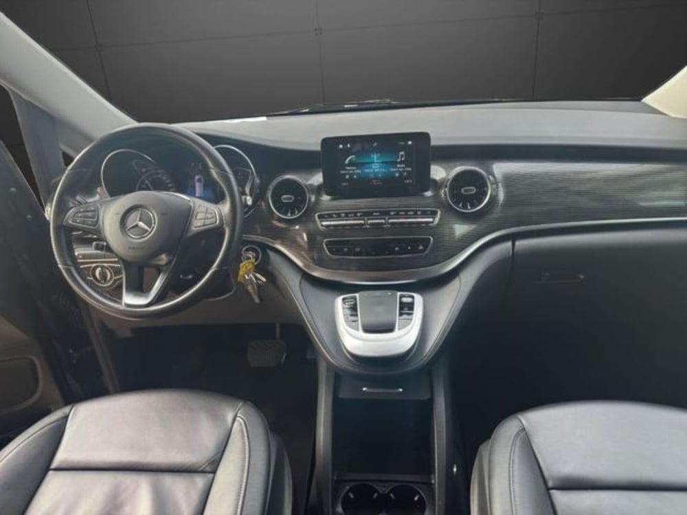 Mercedes-Benz Classe V usata a Milano (9)