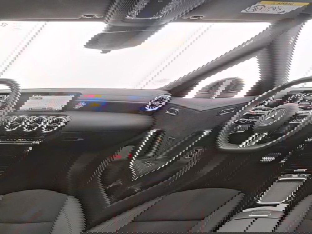 Mercedes-Benz CLA Shooting Brake usata a Novara (6)