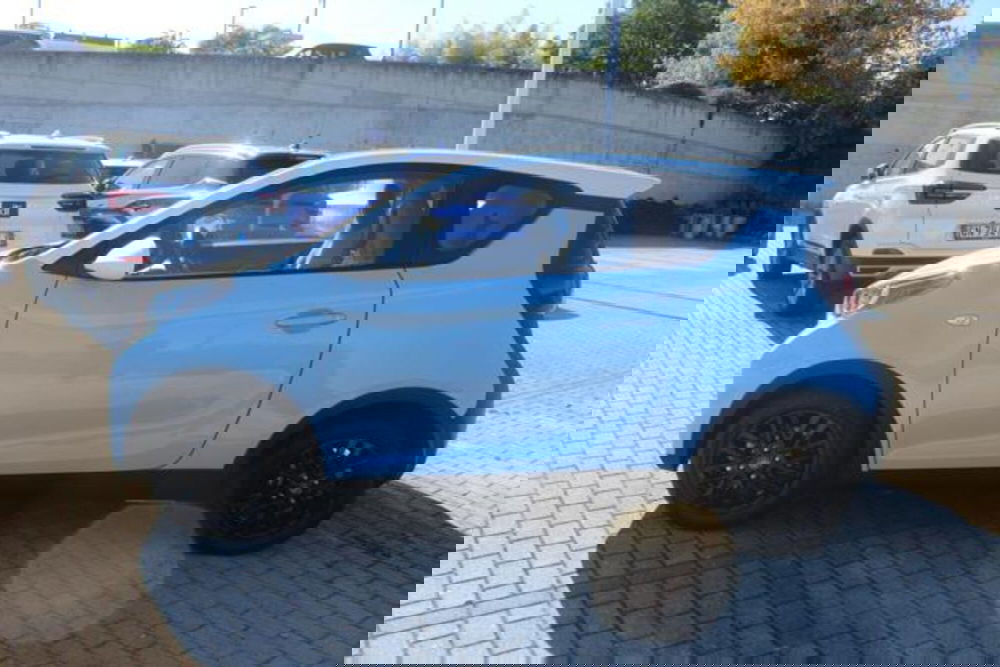 Dr dr 1.0 EV nuova a Roma (3)