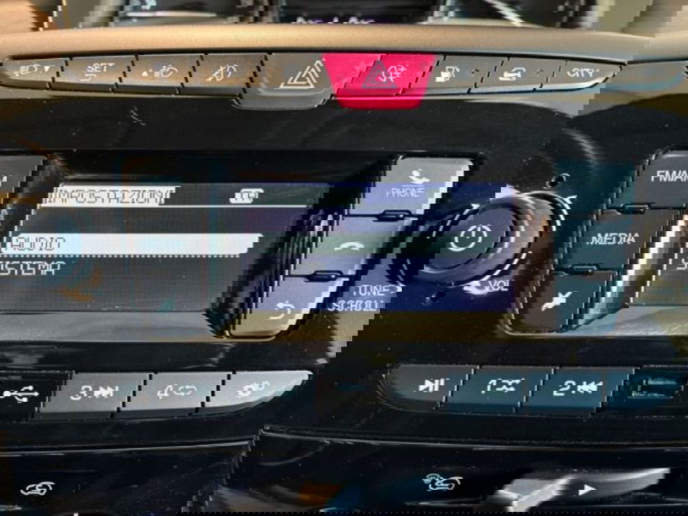 Lancia Ypsilon usata a Ancona (18)