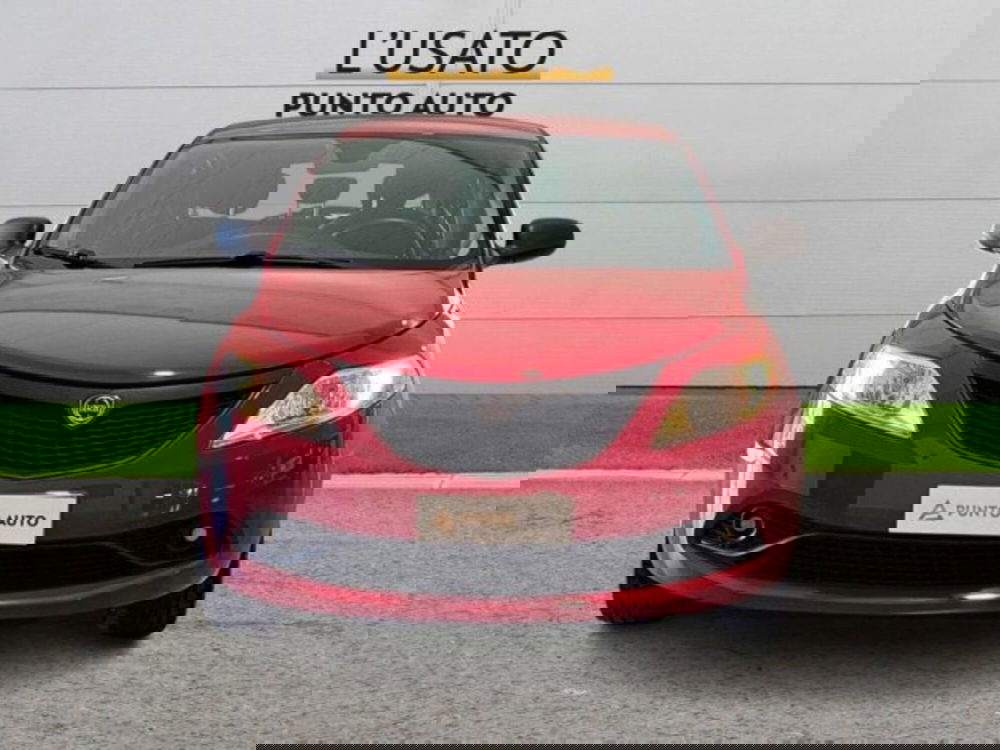 Lancia Ypsilon usata a Ancona (2)