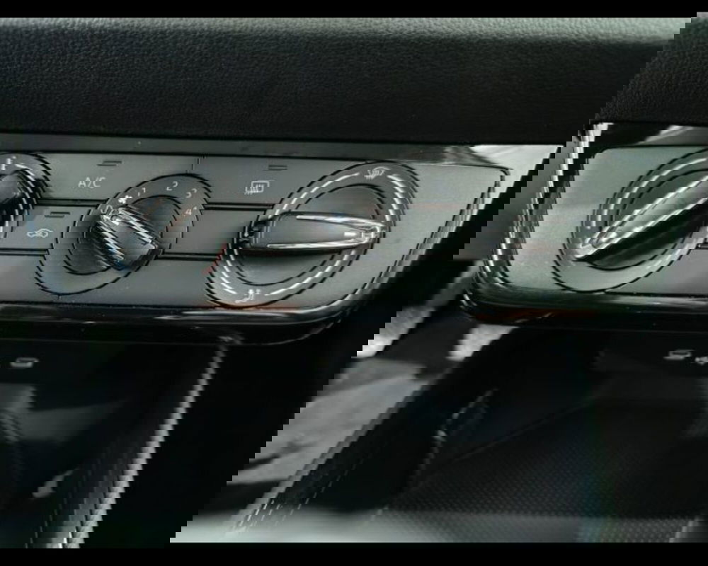 Skoda Fabia usata a Catania (19)