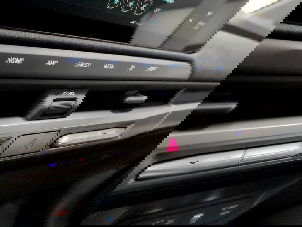 Kia EV3 nuova a Piacenza (14)