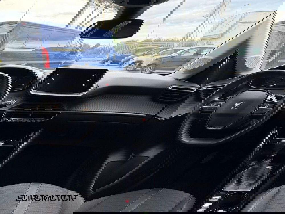 Peugeot 208 usata a Bari (13)