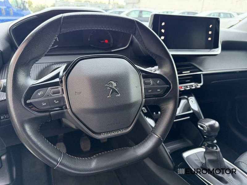 Peugeot 208 usata a Bari (15)