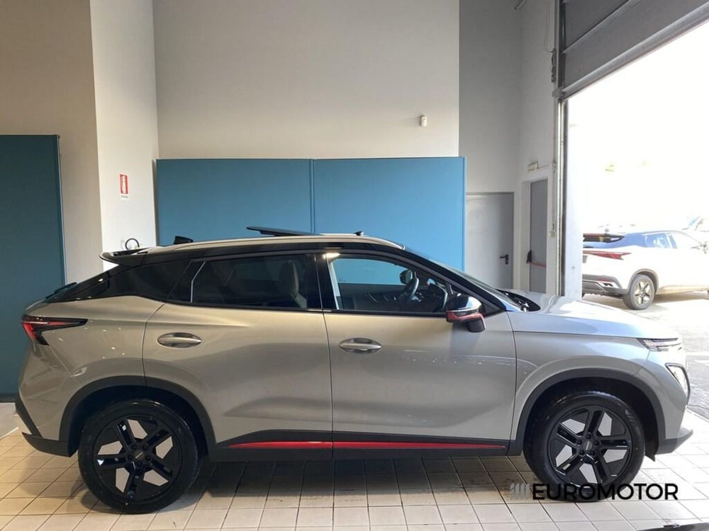 Omoda Omoda 5 nuova a Bari (5)