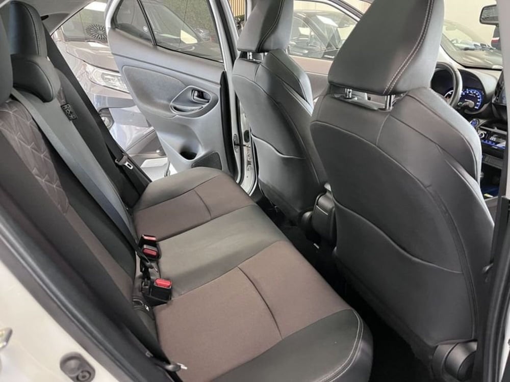 Toyota Yaris Cross usata a Prato (9)