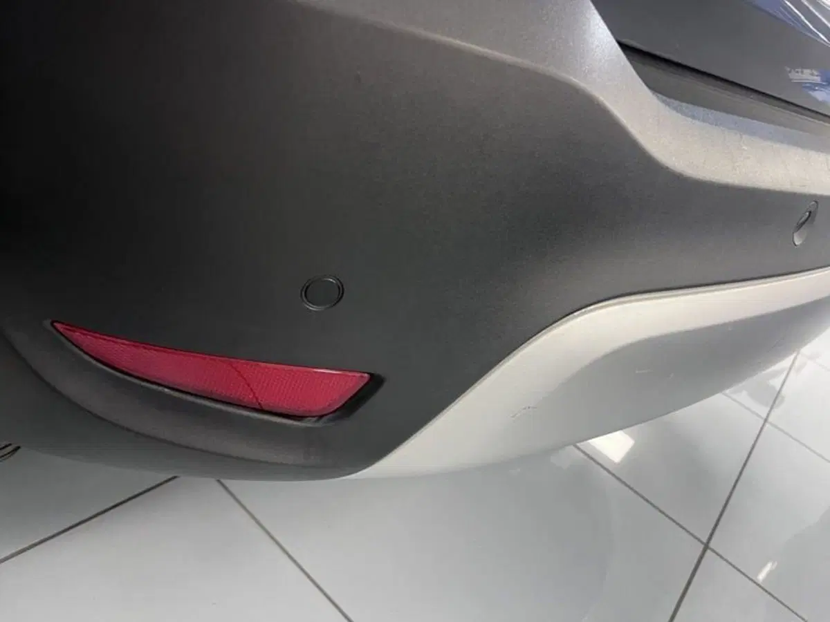 Opel Crossland X usata a Prato (13)