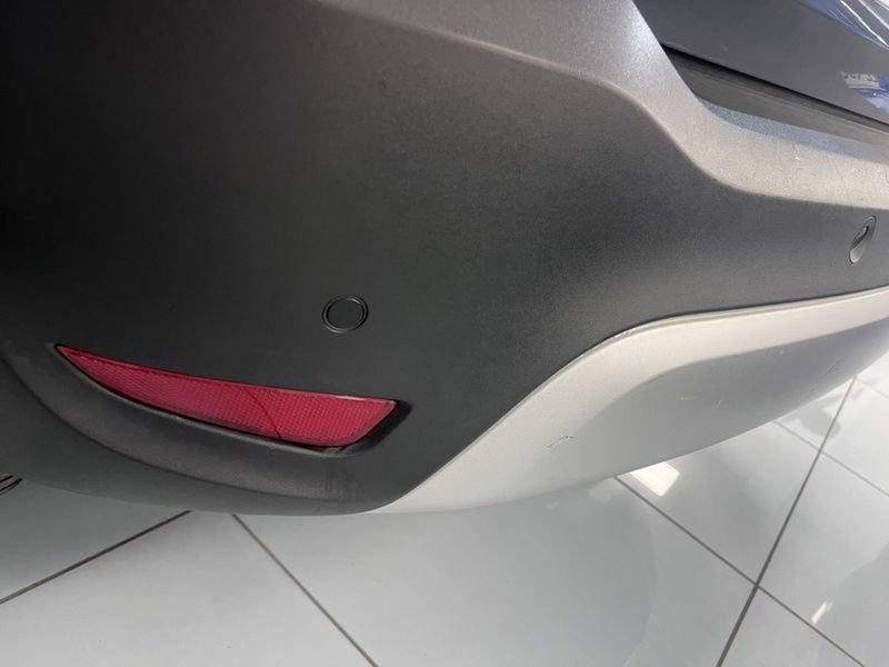 Opel Crossland X usata a Prato (13)