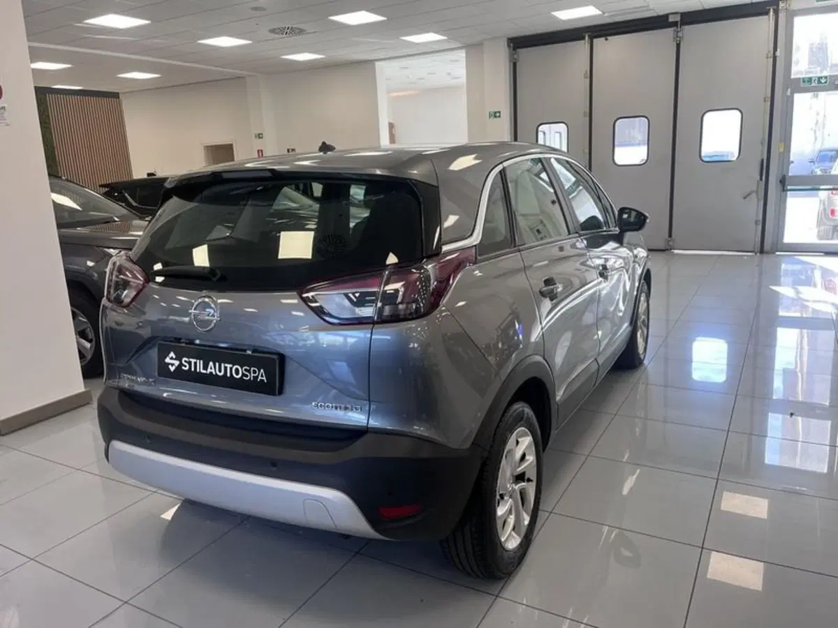 Opel Crossland X usata a Prato (4)