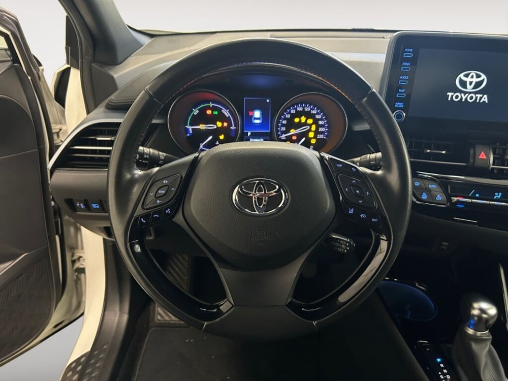 Toyota Toyota C-HR usata a Verona (10)
