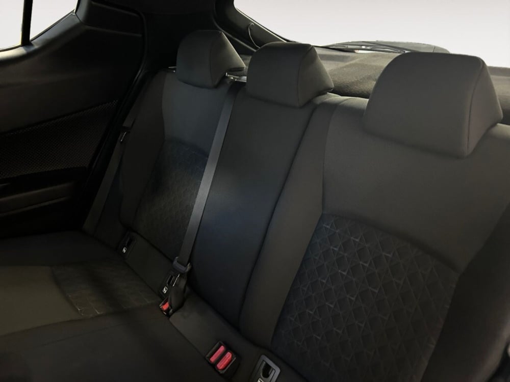 Toyota Toyota C-HR usata a Verona (11)