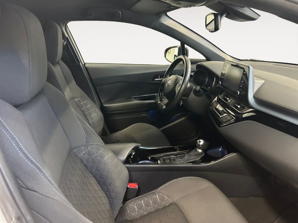 Toyota Toyota C-HR usata a Verona (8)