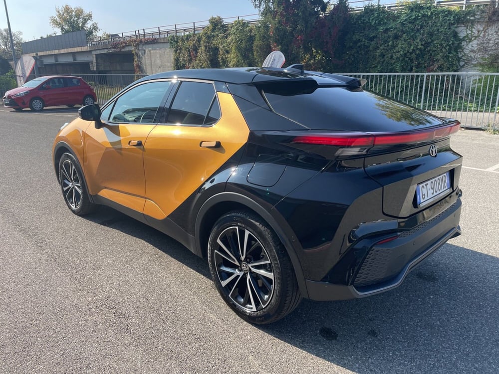 Toyota Toyota C-HR usata a Piacenza (4)