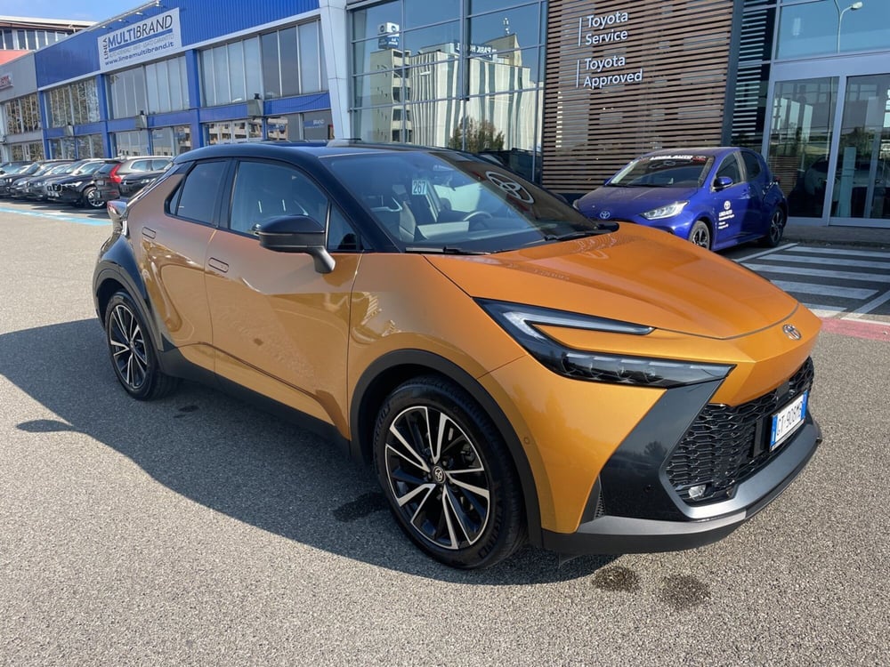 Toyota Toyota C-HR usata a Piacenza (8)