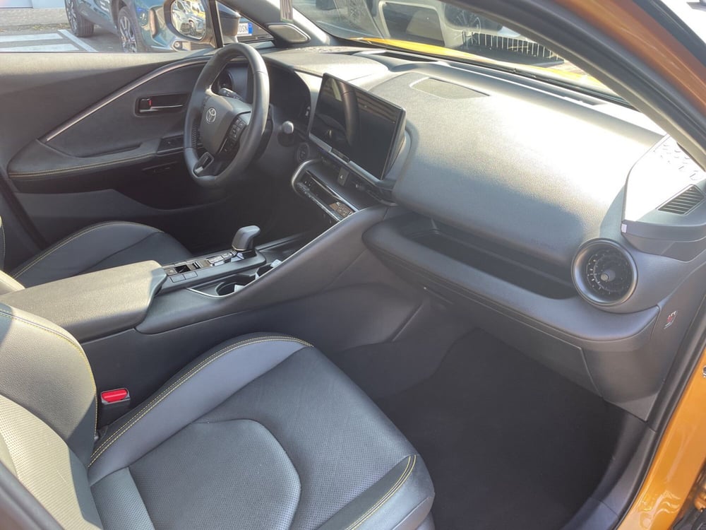 Toyota Toyota C-HR usata a Piacenza (9)