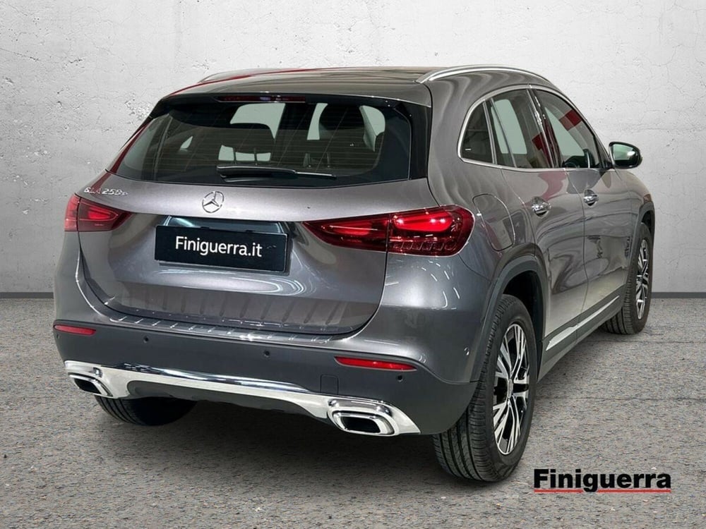 Mercedes-Benz GLA SUV usata a Lecco (4)