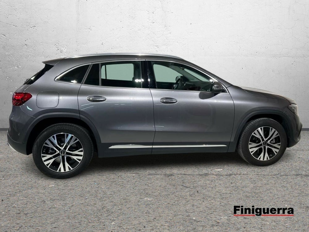 Mercedes-Benz GLA SUV usata a Lecco (5)