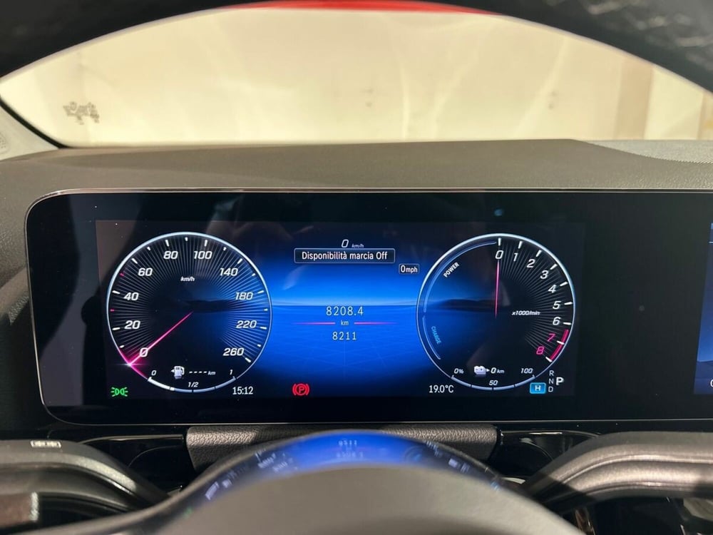 Mercedes-Benz GLA SUV usata a Lecco (9)