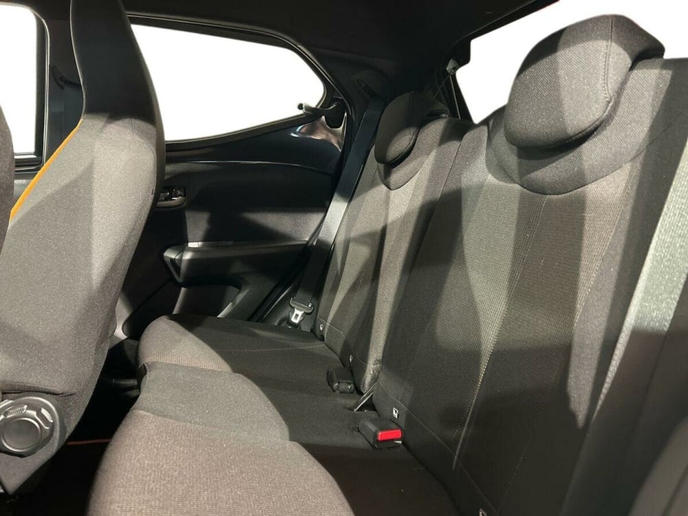 Toyota Aygo usata a Lecco (12)