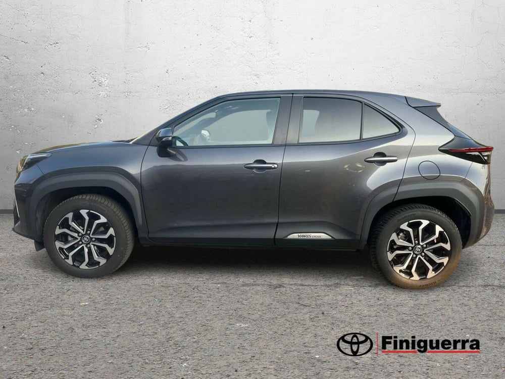Toyota Yaris Cross usata a Lecco (7)