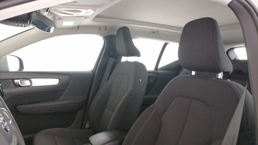 Volvo XC40 usata a Roma (12)