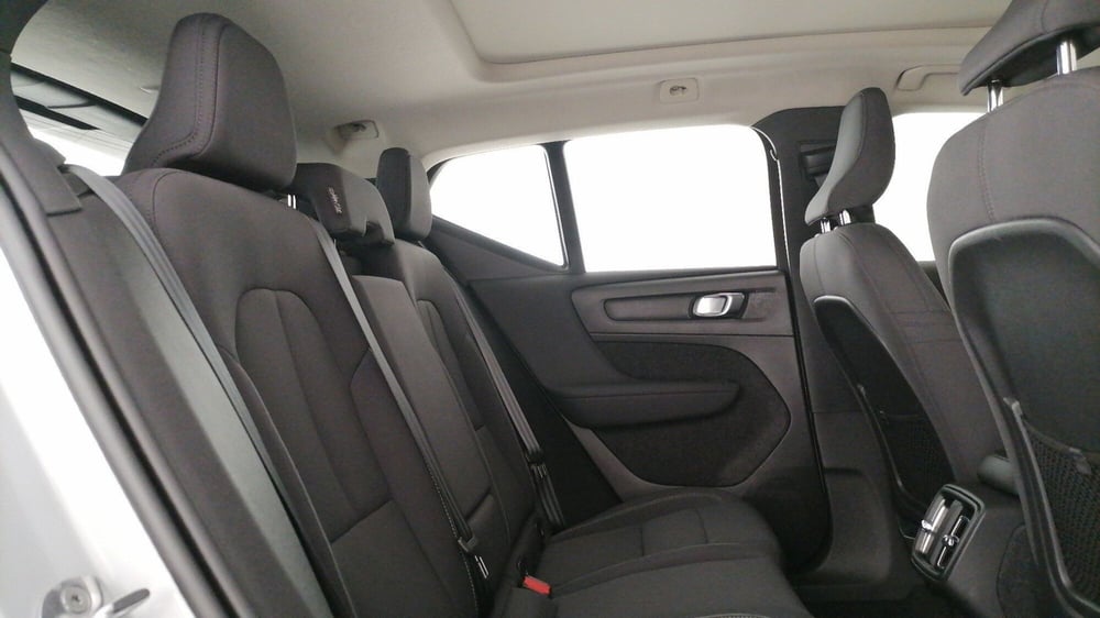 Volvo XC40 usata a Roma (8)