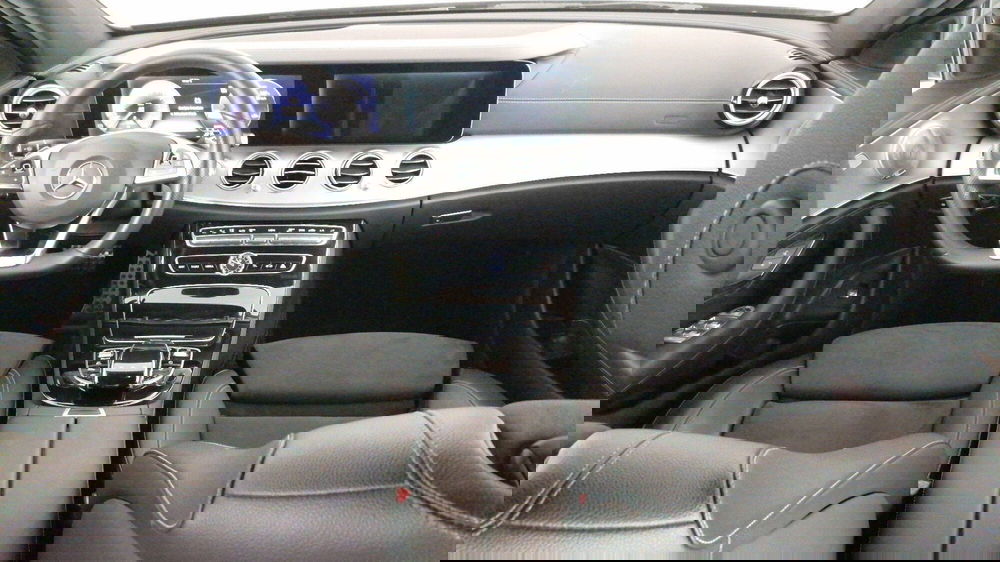 Mercedes-Benz Classe E Station Wagon usata a Roma (9)