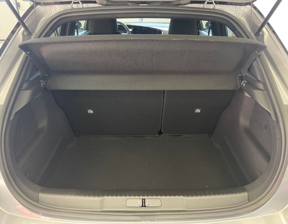 Opel Mokka-e nuova a Ferrara (10)