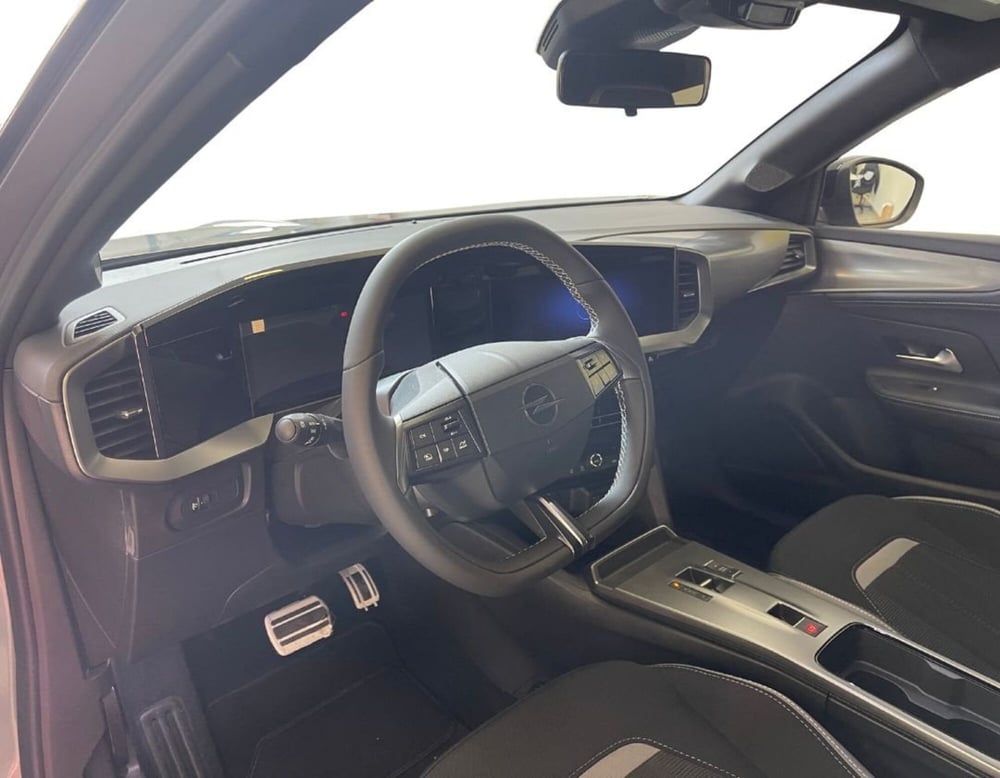 Opel Mokka-e nuova a Ferrara (11)