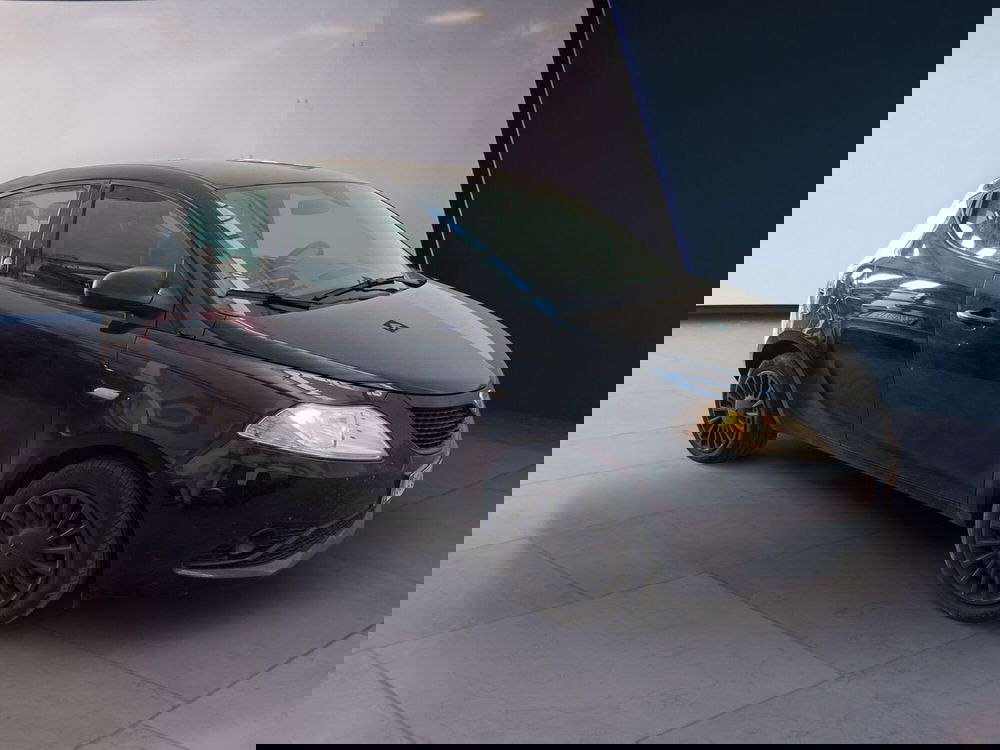 Lancia Ypsilon usata a Torino (3)