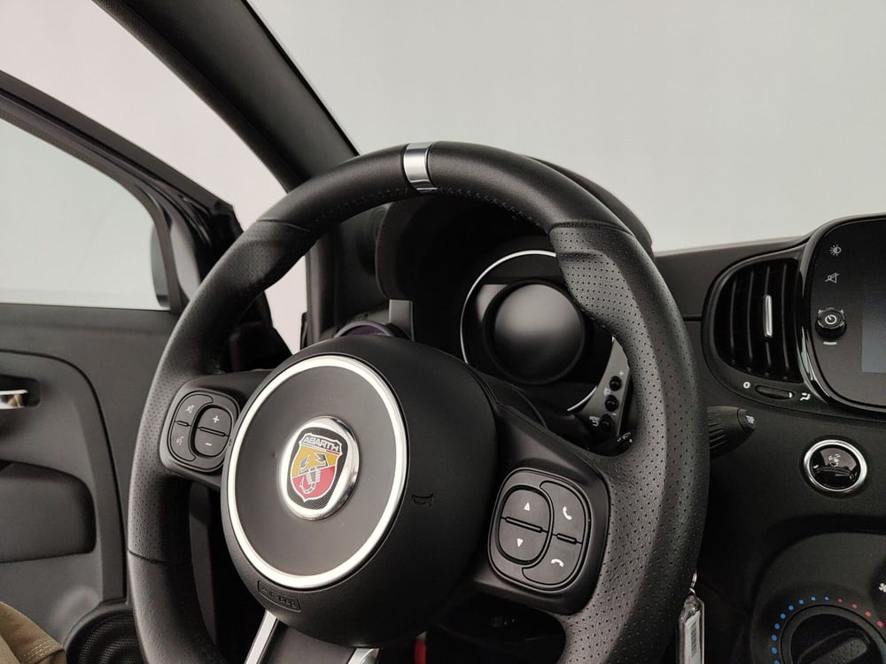 Abarth 595 Cabrio usata a Caserta (17)