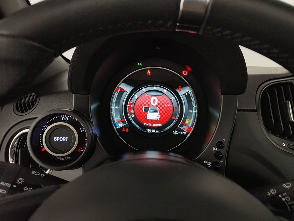 Abarth 595 Cabrio usata a Caserta (19)