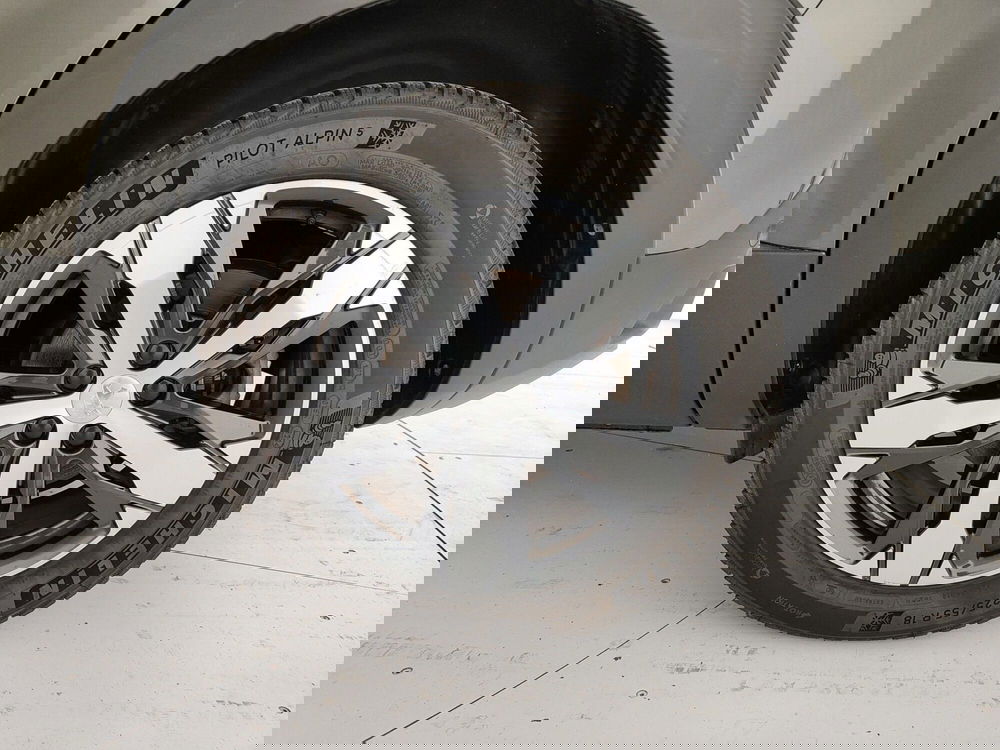 Peugeot 3008 usata a Caserta (11)