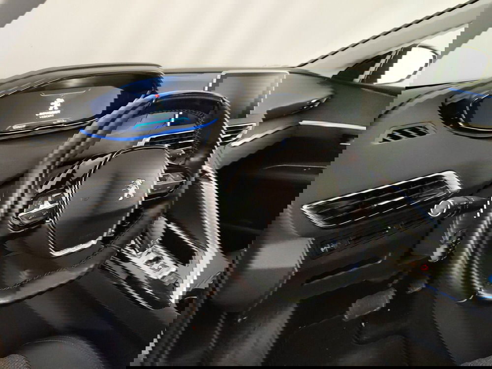 Peugeot 3008 usata a Caserta (20)