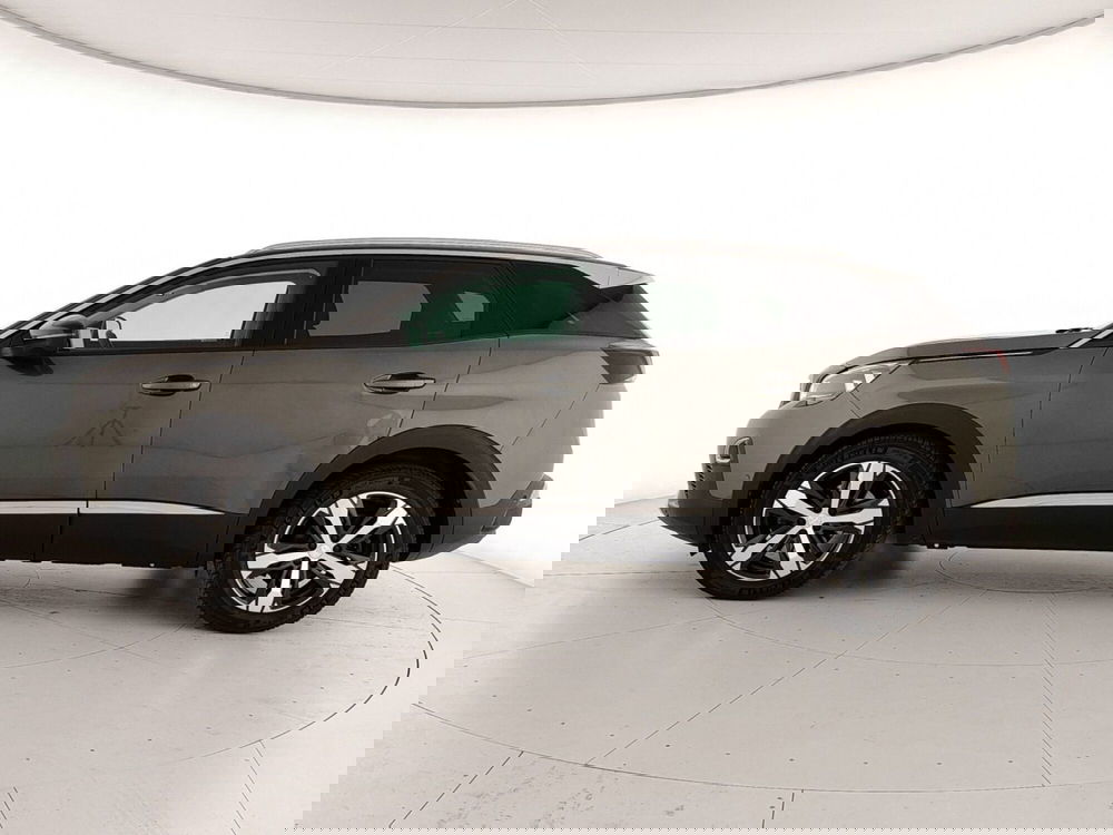 Peugeot 3008 usata a Caserta (8)