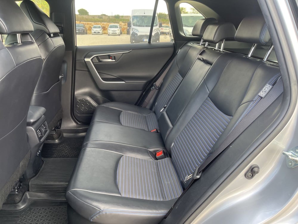 Toyota Rav4 usata a Ragusa (8)