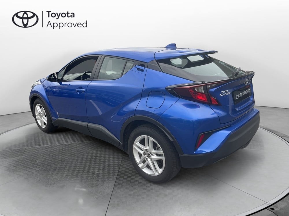 Toyota Toyota C-HR usata a Catania (5)