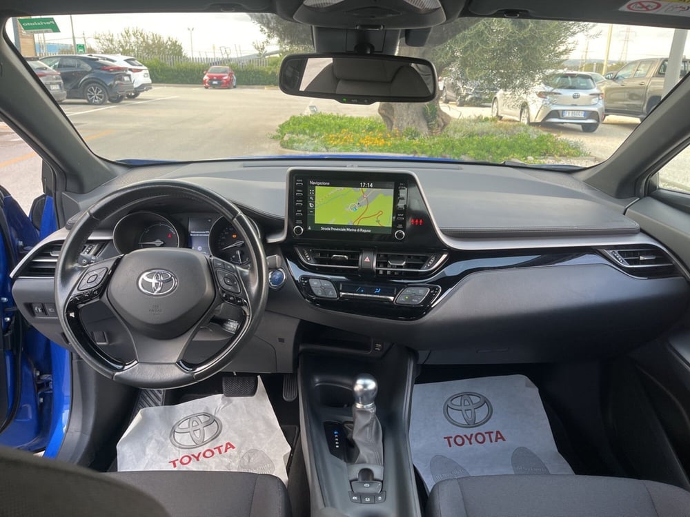 Toyota Toyota C-HR usata a Ragusa (10)