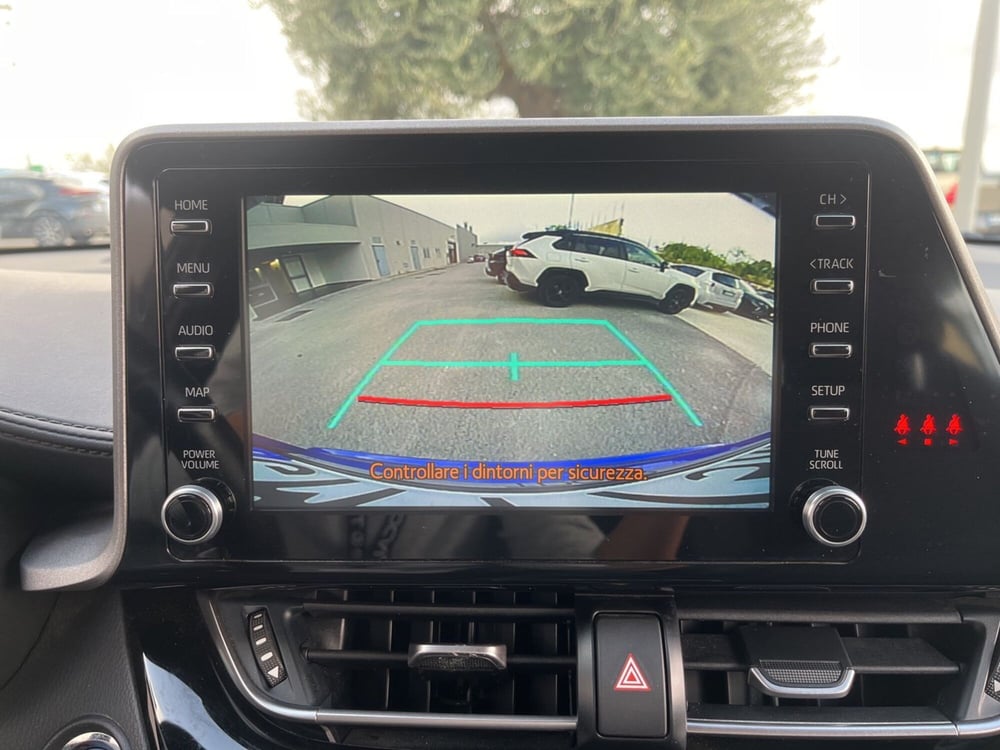 Toyota Toyota C-HR usata a Ragusa (14)