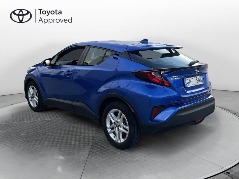 Toyota Toyota C-HR usata a Ragusa (5)