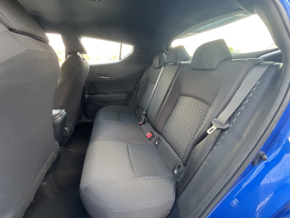 Toyota Toyota C-HR usata a Ragusa (8)