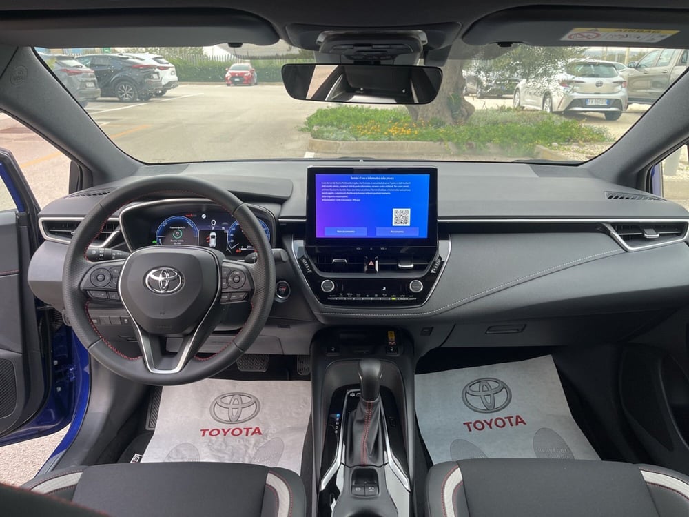 Toyota Corolla Touring Sports nuova a Ragusa (10)