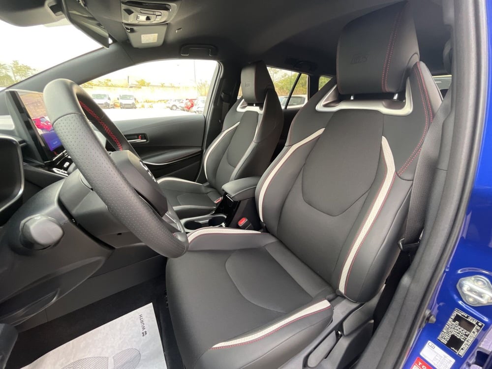 Toyota Corolla Touring Sports nuova a Ragusa (9)