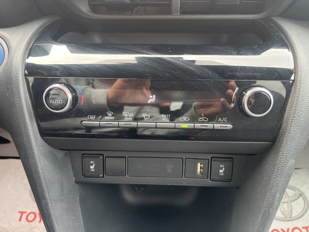 Toyota Yaris Cross usata a Ragusa (16)
