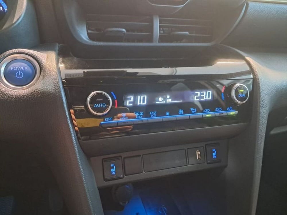 Toyota Yaris Cross usata a Cagliari (19)