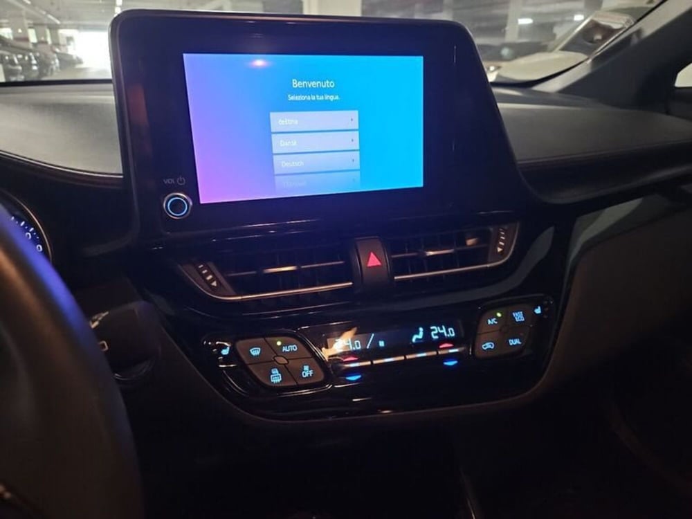 Toyota Toyota C-HR usata a Vicenza (8)