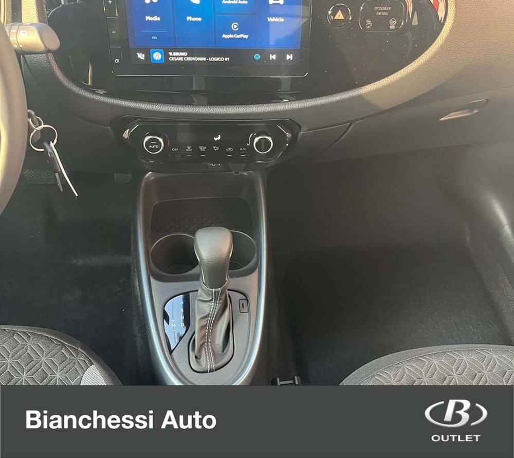 Toyota Aygo X nuova a Cremona (10)