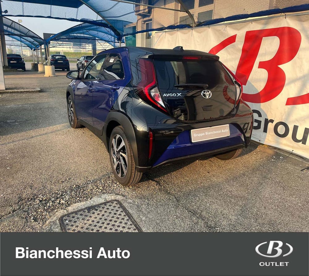 Toyota Aygo X nuova a Cremona (5)